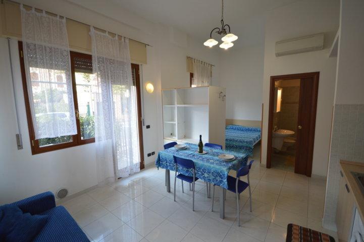 Riva Mare Apartment Riva Ligure Exterior foto
